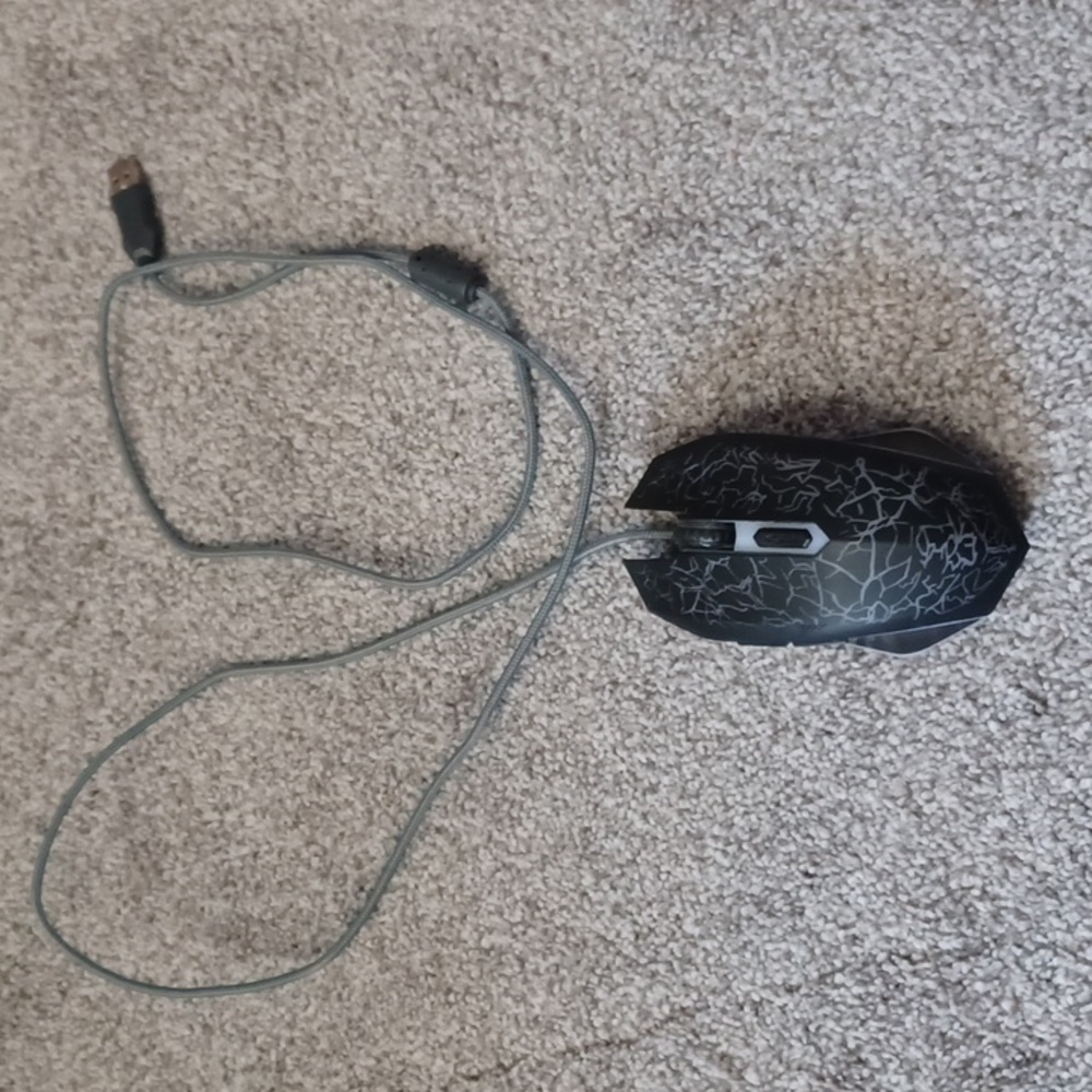 Lightup gaming mouse